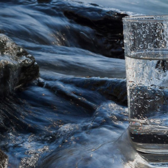 Wasserglas-Fluss